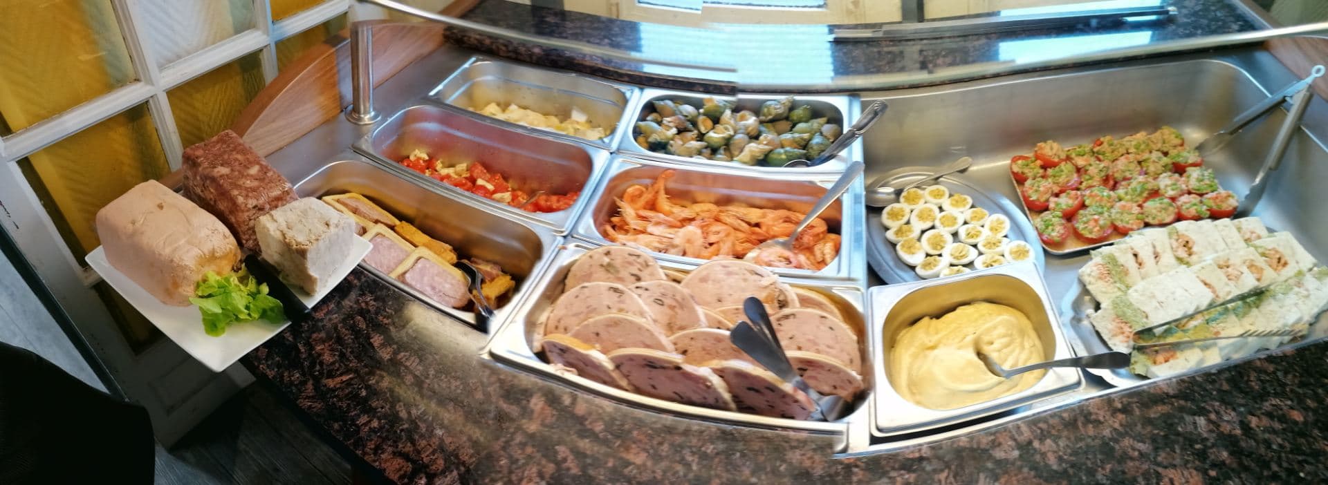 Buffet – La Renaissance Cagny